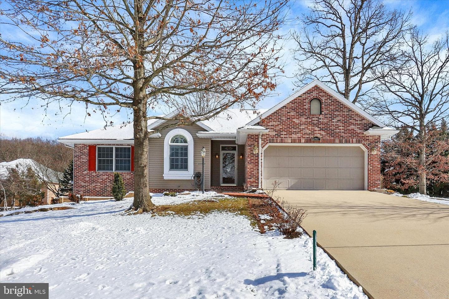 6967 Fairway Oaks photo 2