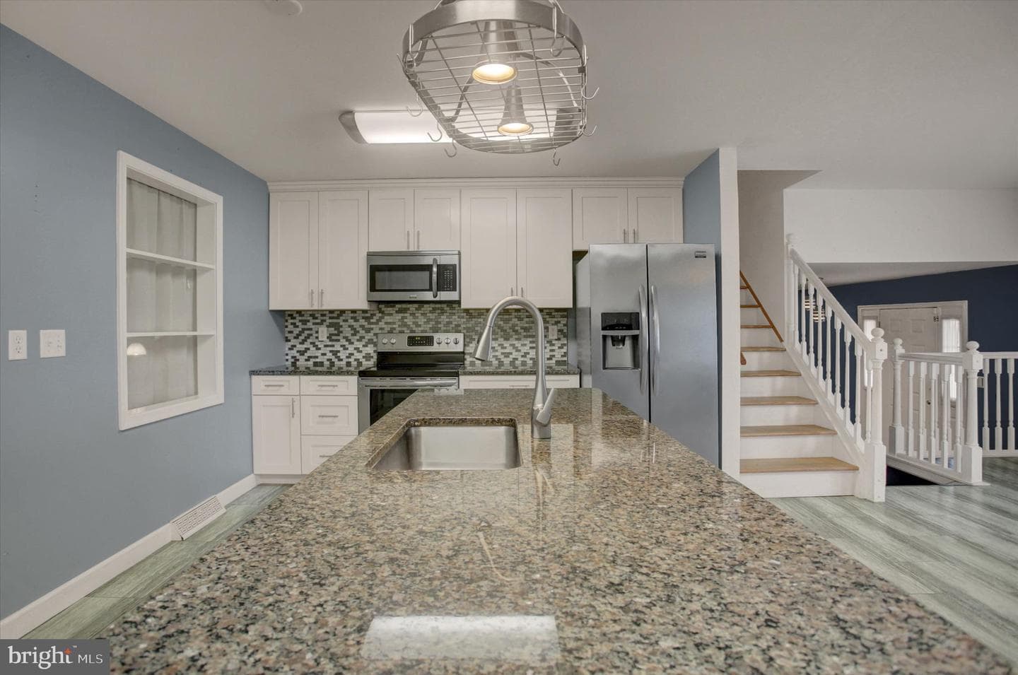 1760 Holly Lane photo 20