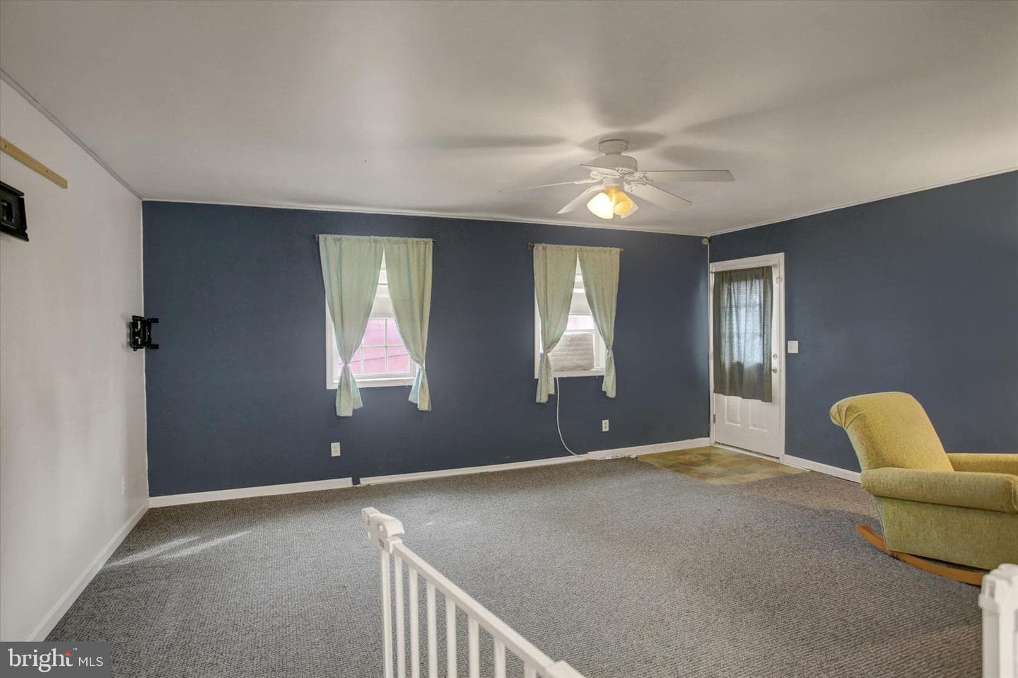1760 Holly Lane photo 23