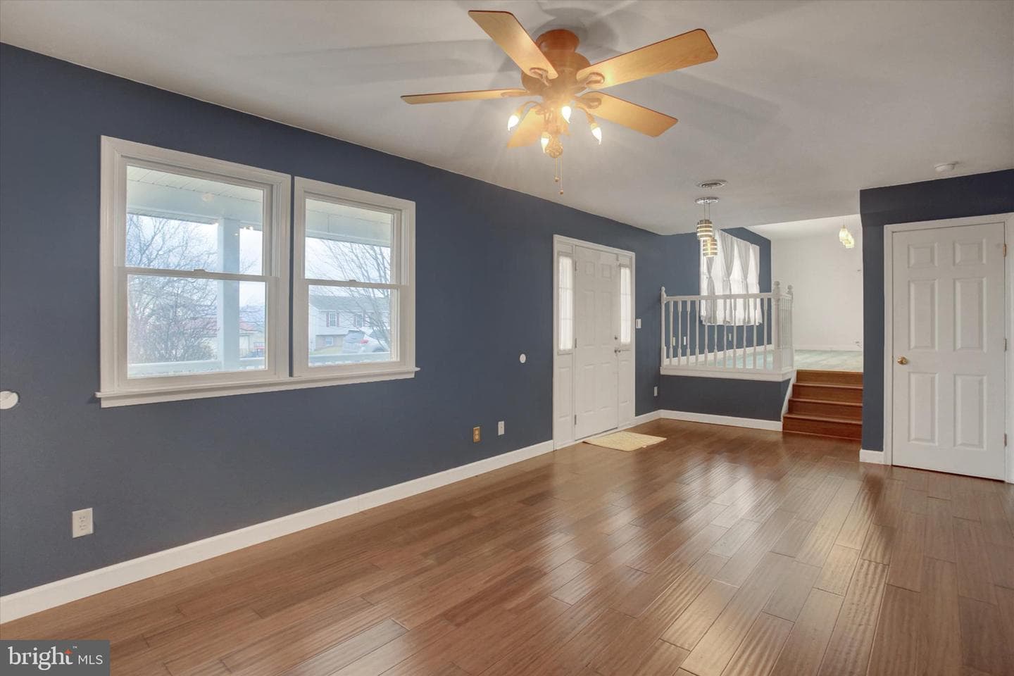 1760 Holly Lane photo 8