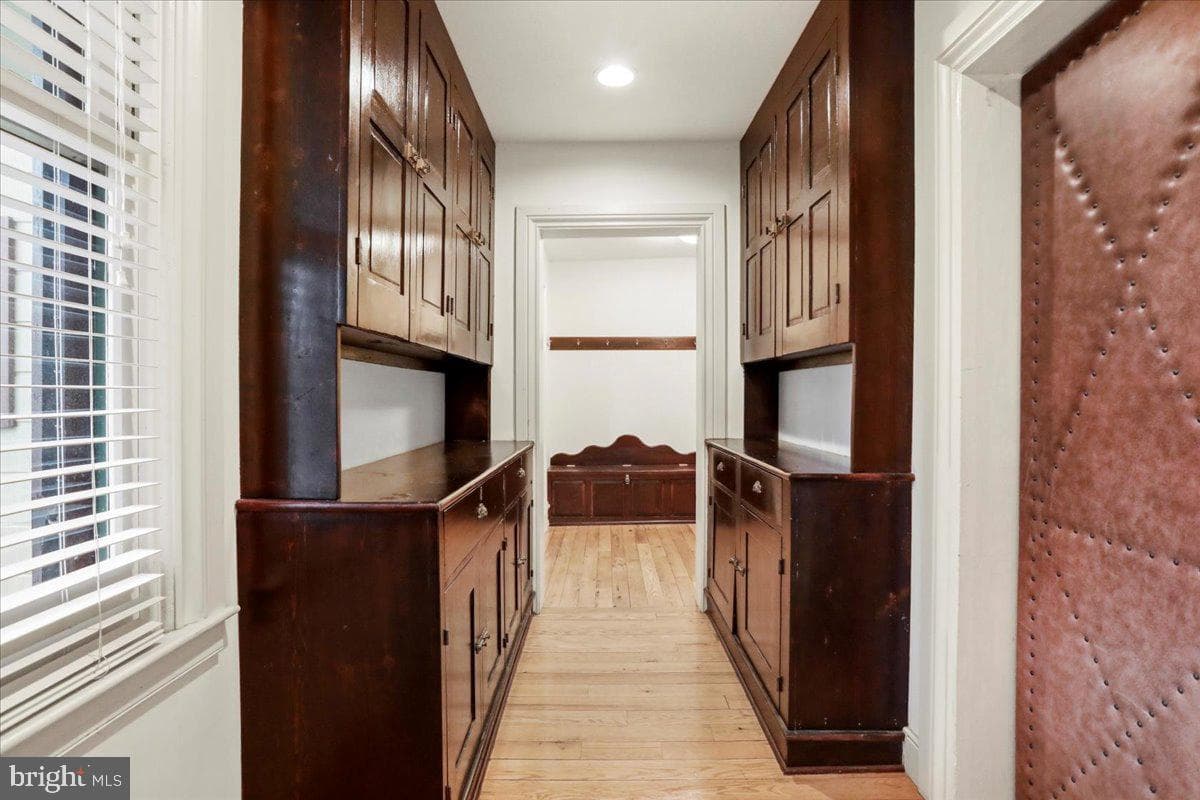 827 Philadelphia Avenue photo 37