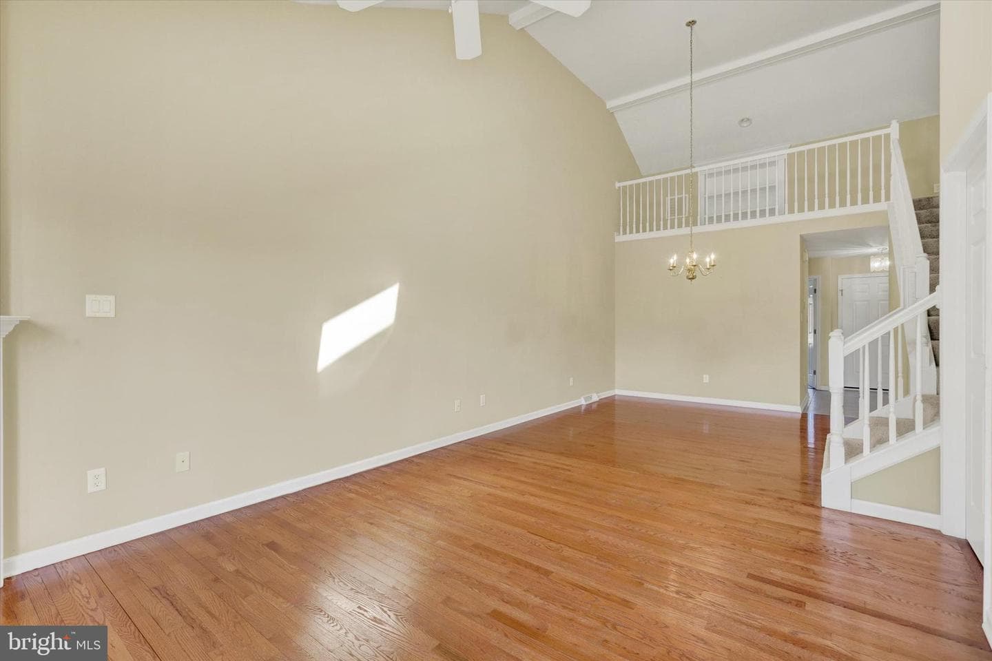 3819 Farmstead Drive photo 5