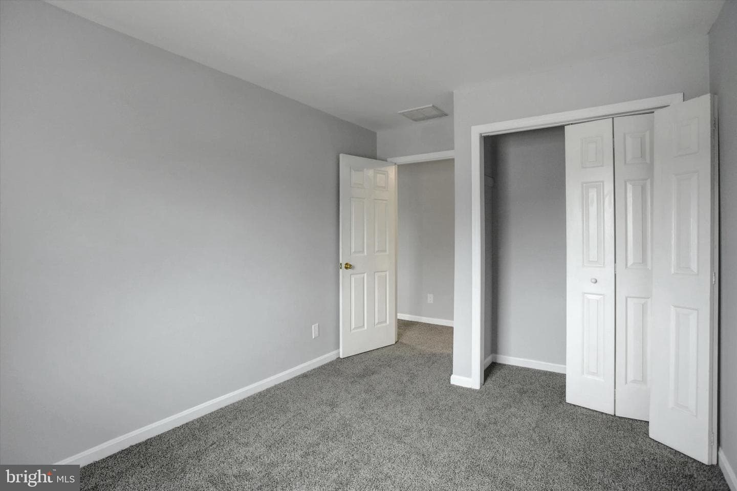 14895 Robinhood Circle photo 32