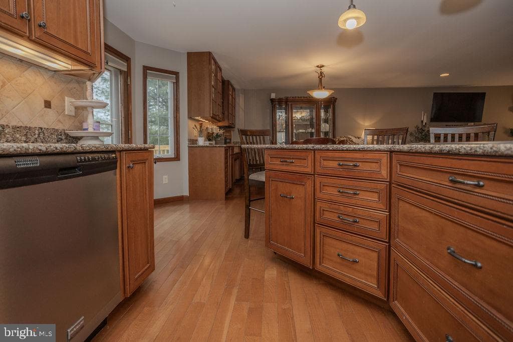 233 Carmack Drive photo 24