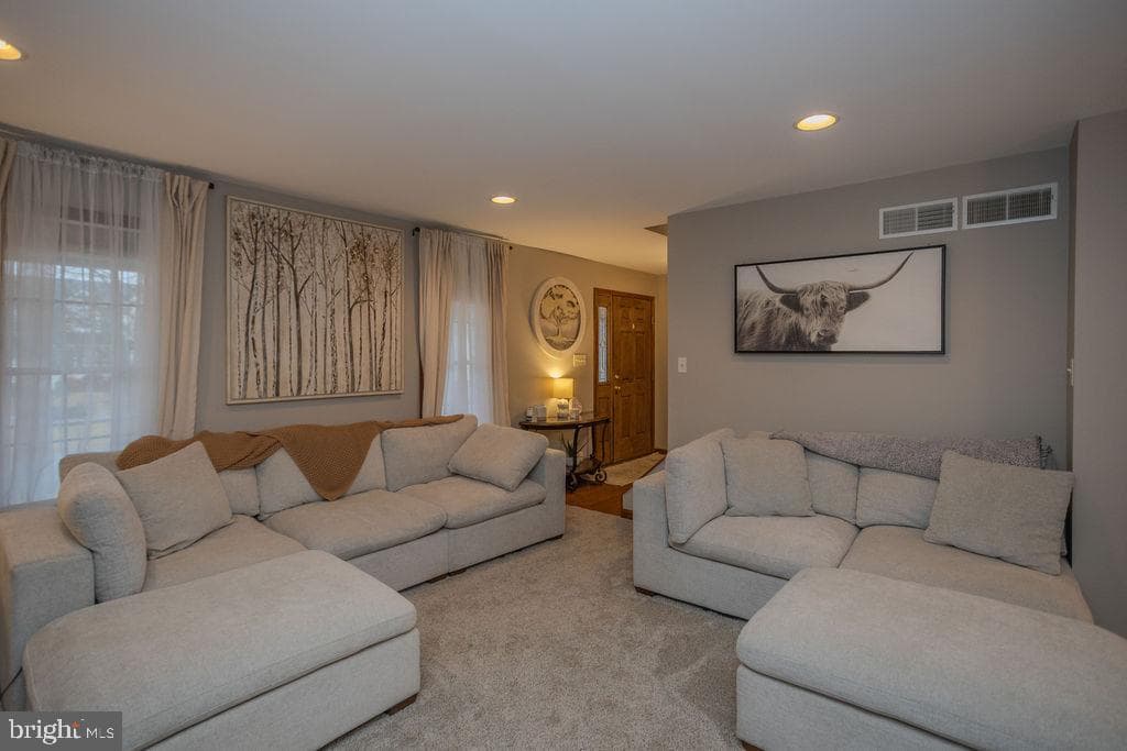 233 Carmack Drive photo 8