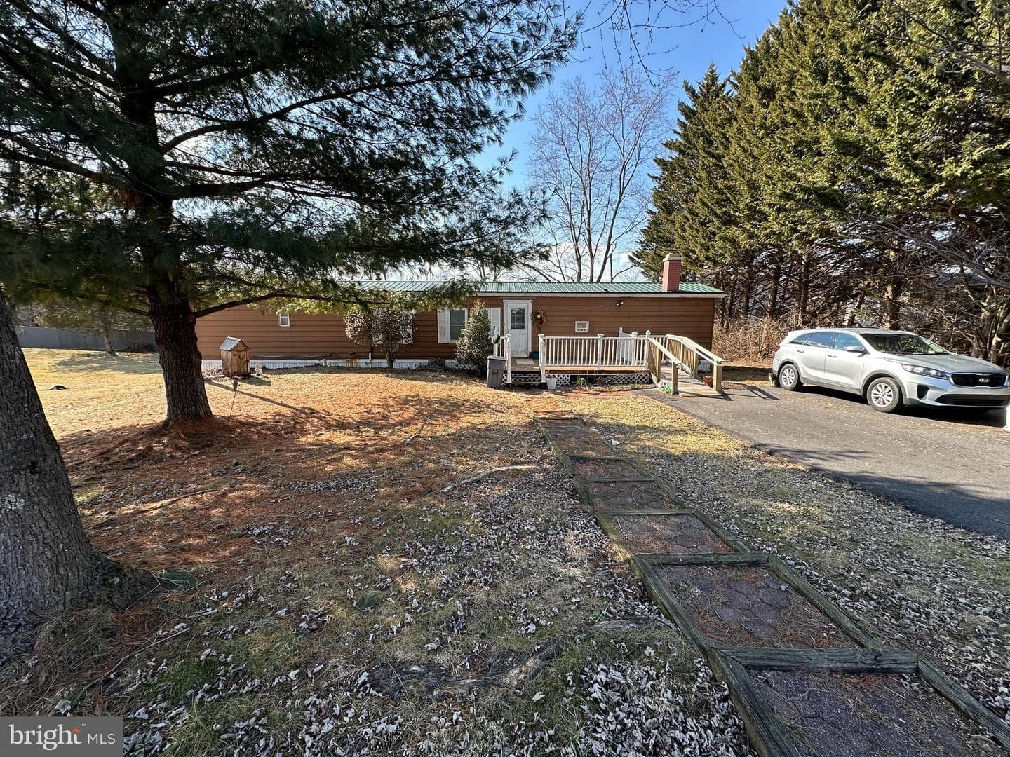15305 Bowman Court photo 2