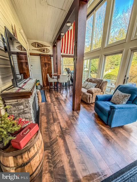 105 Linden Avenue photo 6