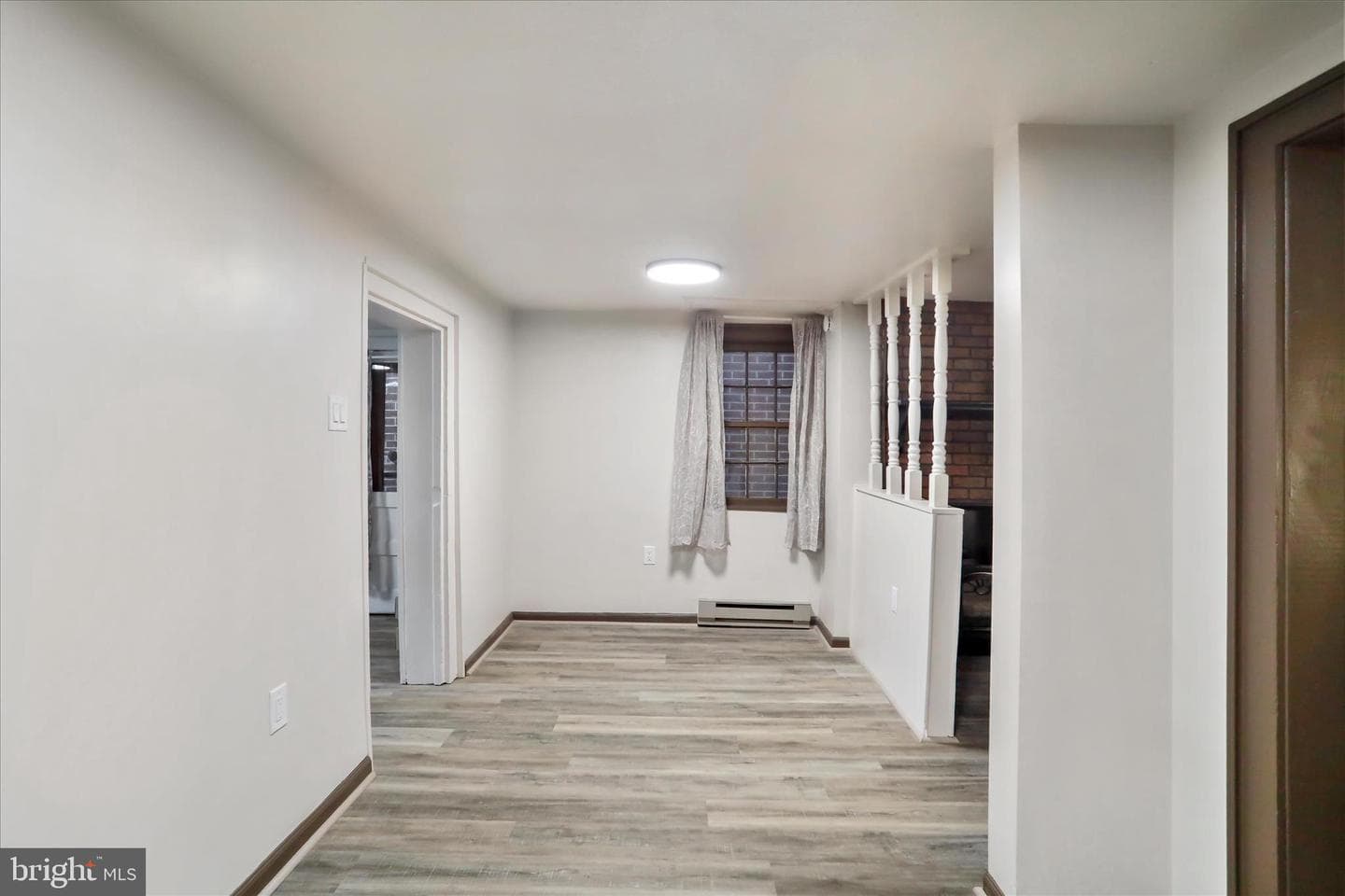 129 E Franklin Street photo 10
