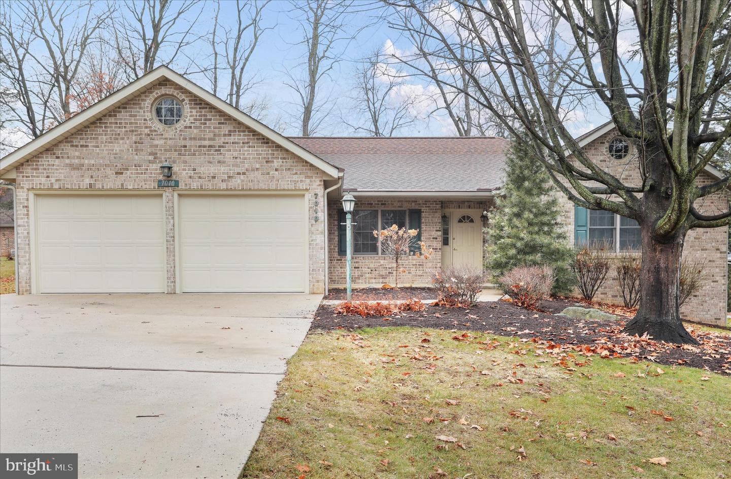 7010 Fairway Oaks