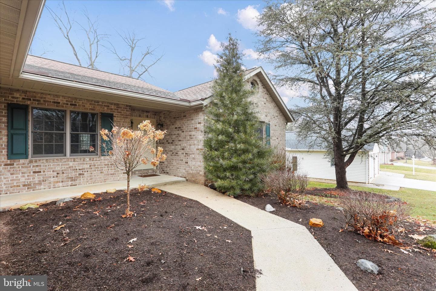 7010 Fairway Oaks photo 3
