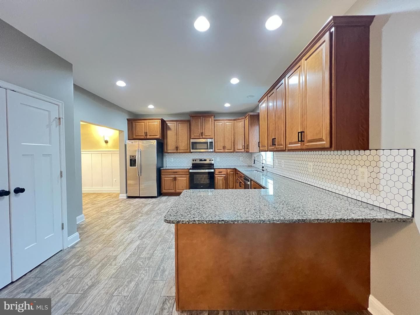 1697 Raven Drive photo 4