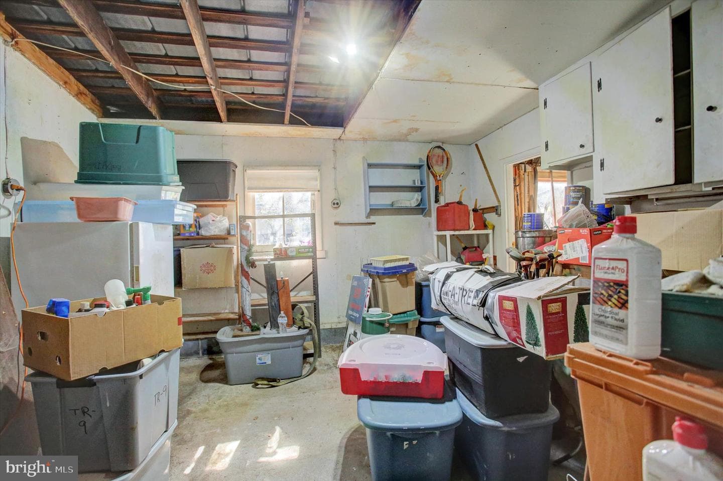 712 Stanley Avenue photo 34