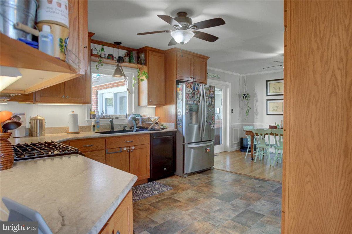 128 Hillside Drive photo 13