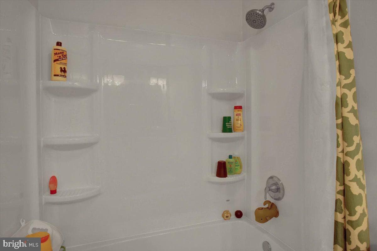 128 Hillside Drive photo 21