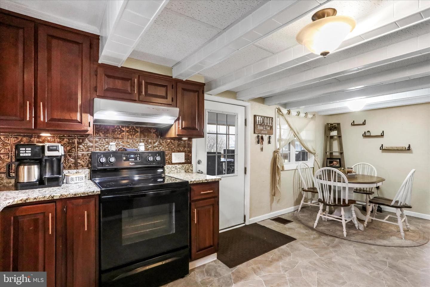 5529 Greenvillage Road photo 17
