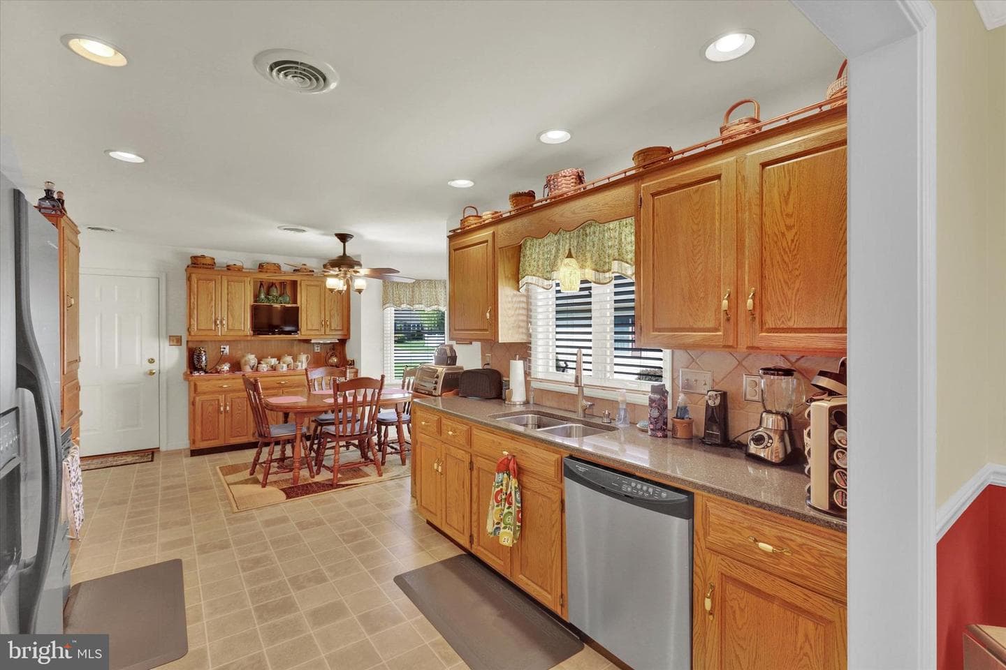 261 Sunbrook Drive #146 photo 4