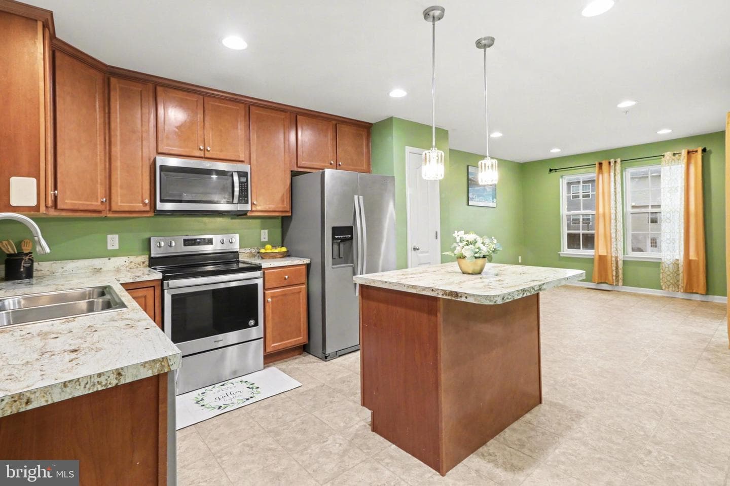 3566 Maplewood Court photo 7