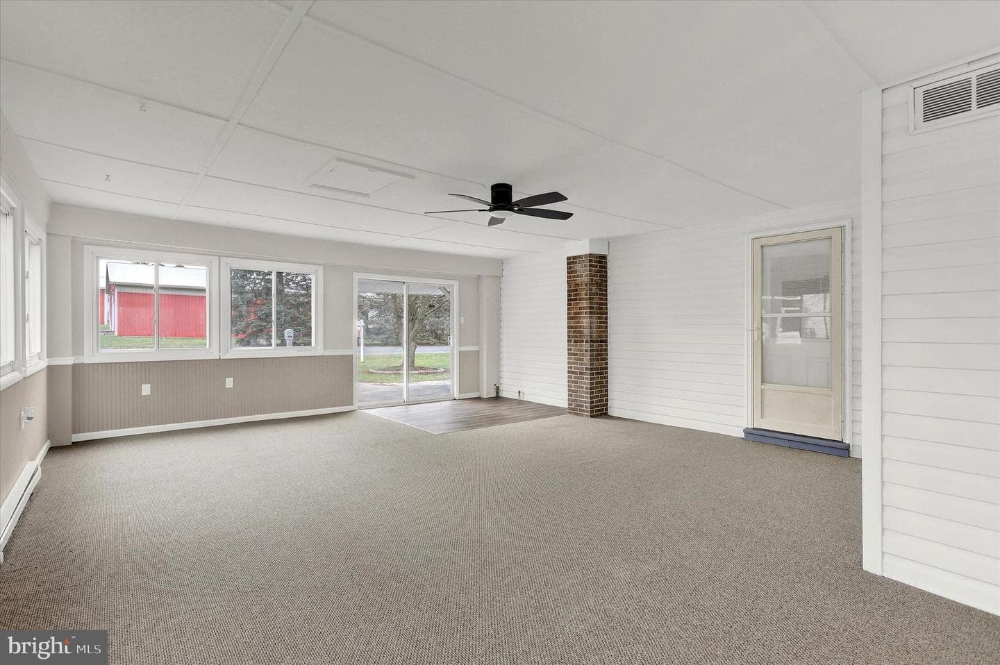 1370 3rd Avenue photo 11