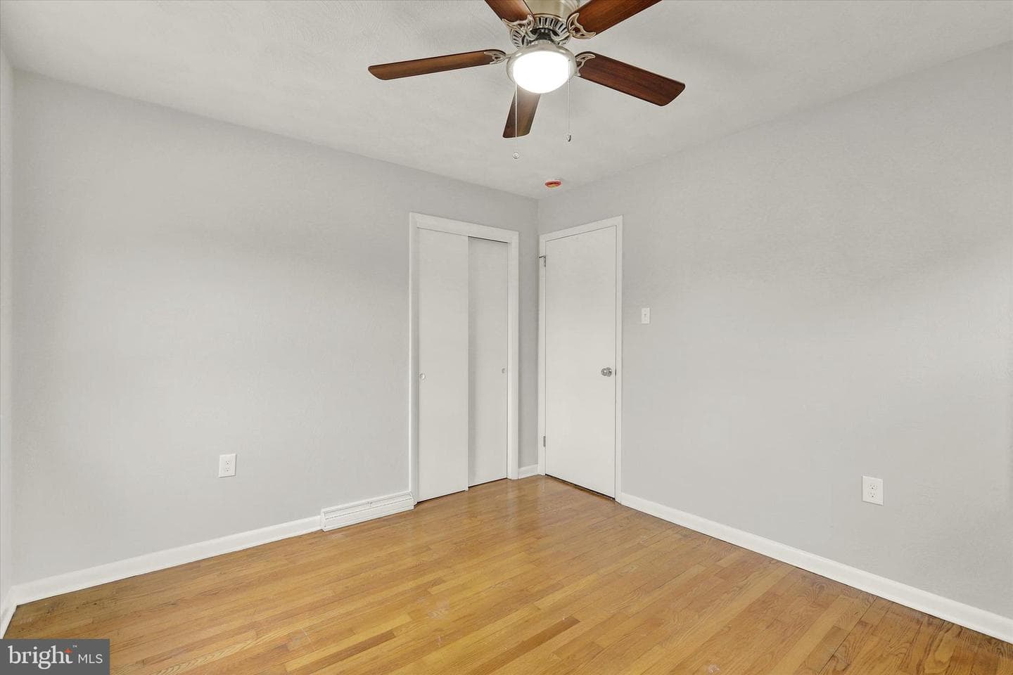1370 3rd Avenue photo 18