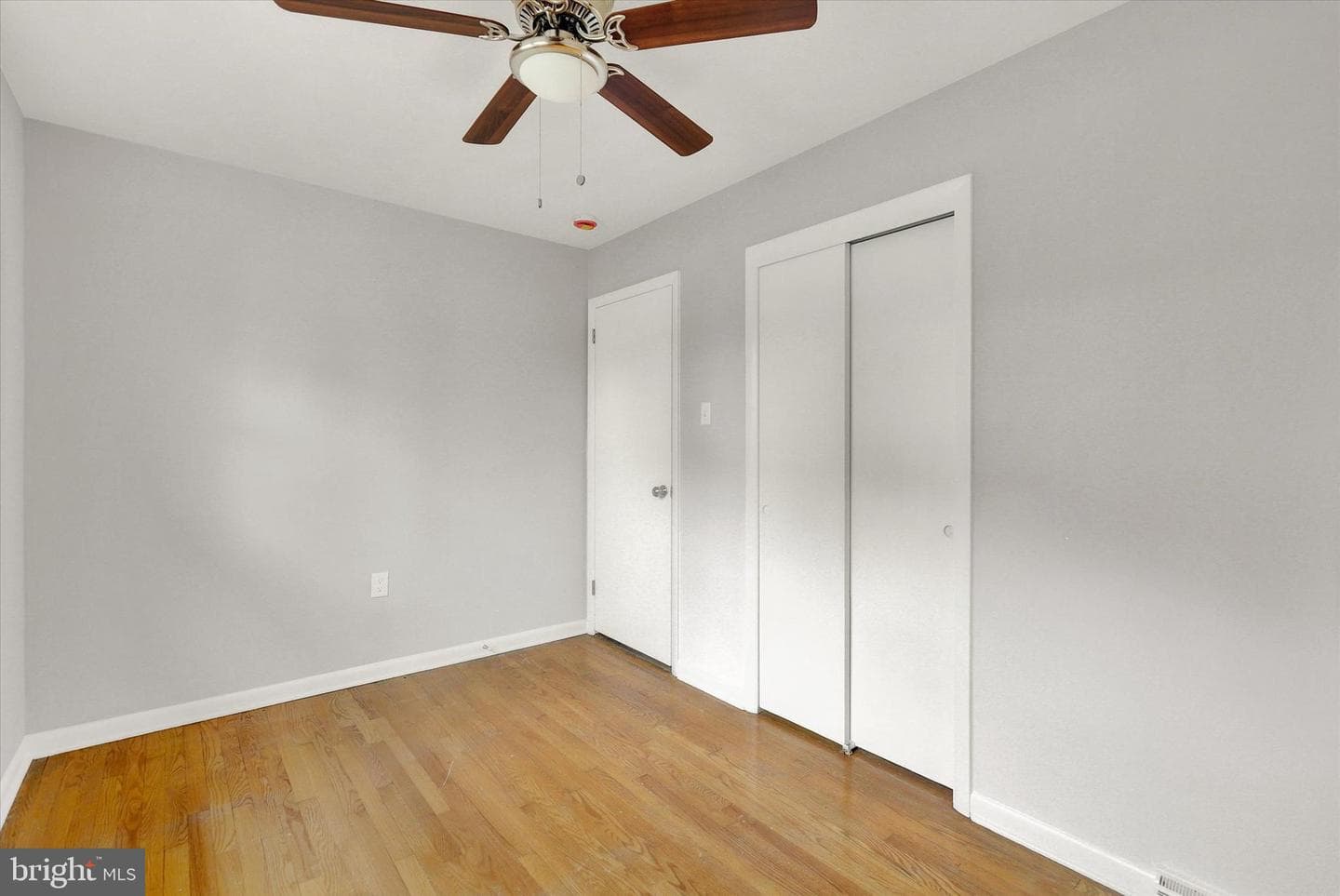 1370 3rd Avenue photo 20