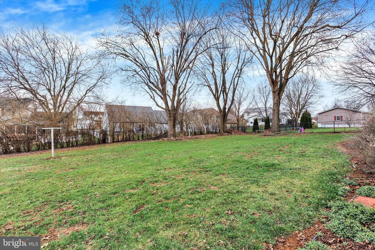 1370 3rd Avenue photo 25