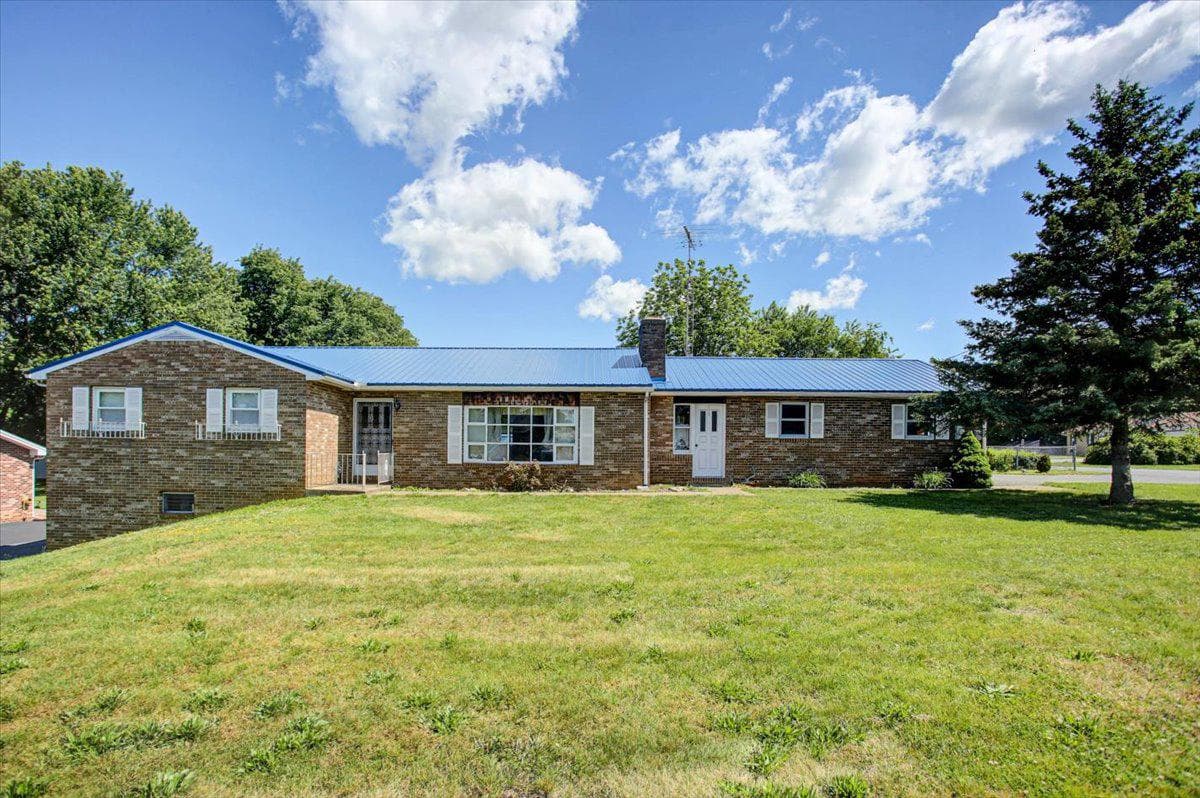 1343 Second Avenue, Chambersburg