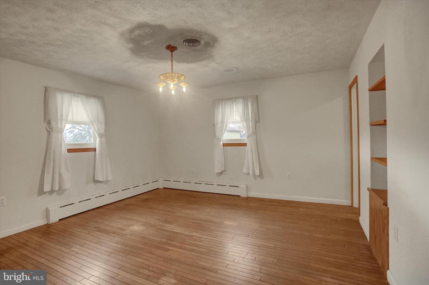 1343 Second Avenue photo 30