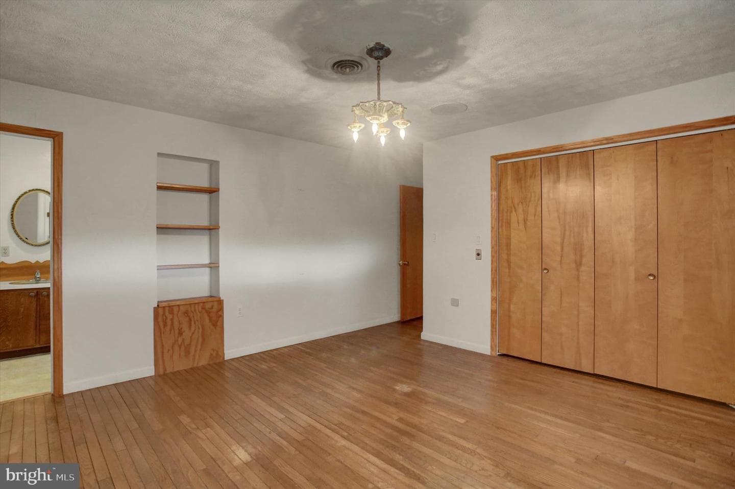 1343 Second Avenue photo 31