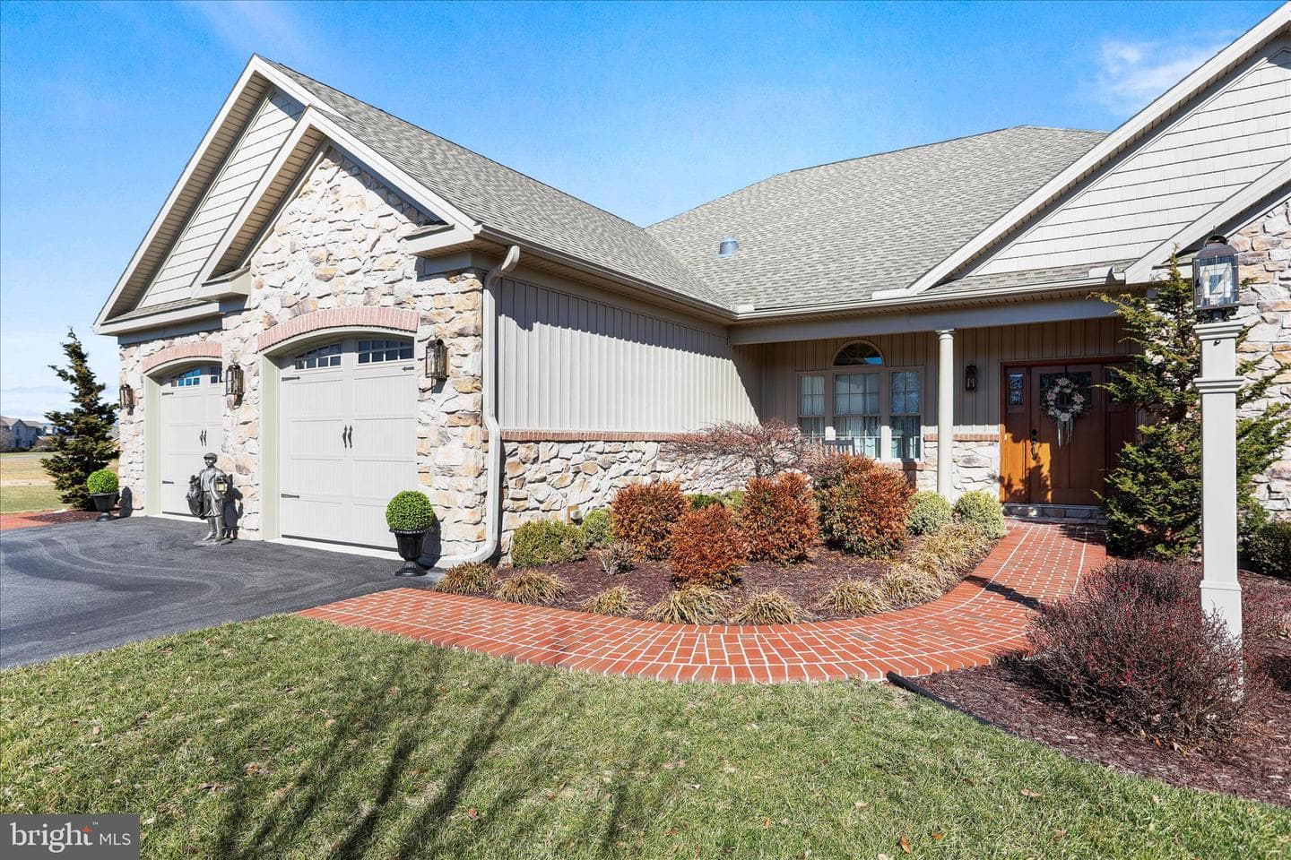1464 Highfield Court, Chambersburg