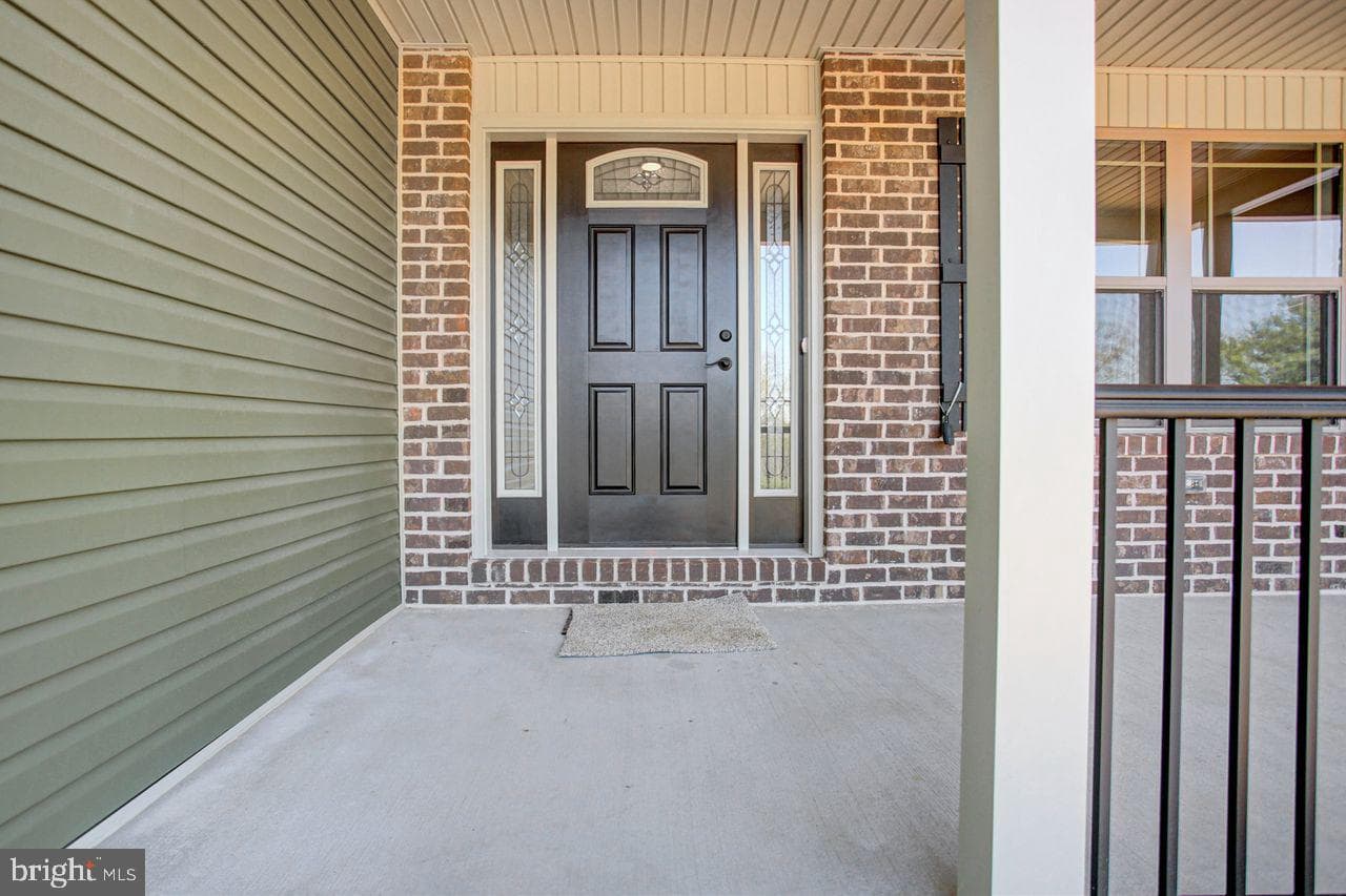 6342 Penn National Drive photo 2