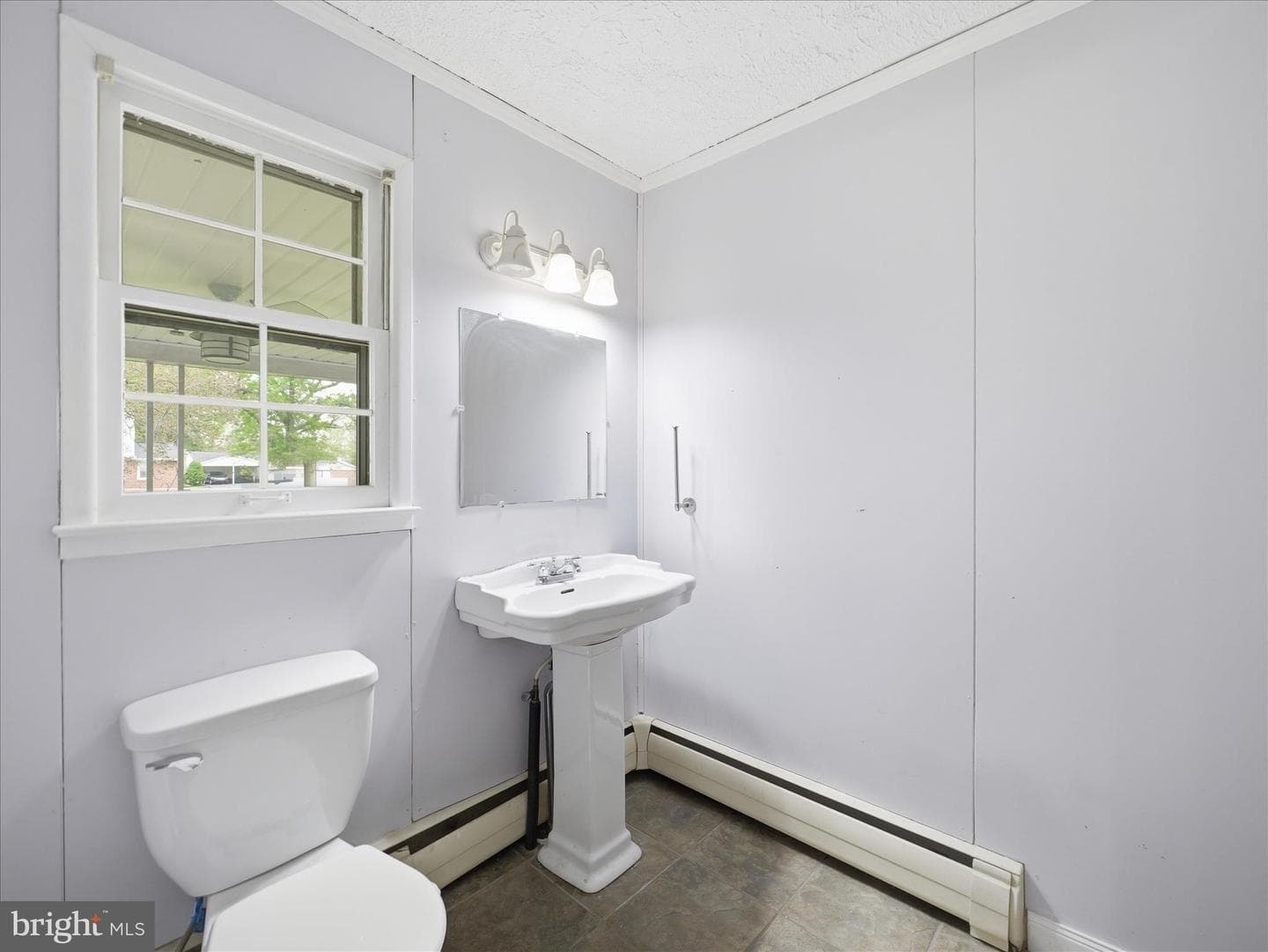 173 Colonial Drive photo 34