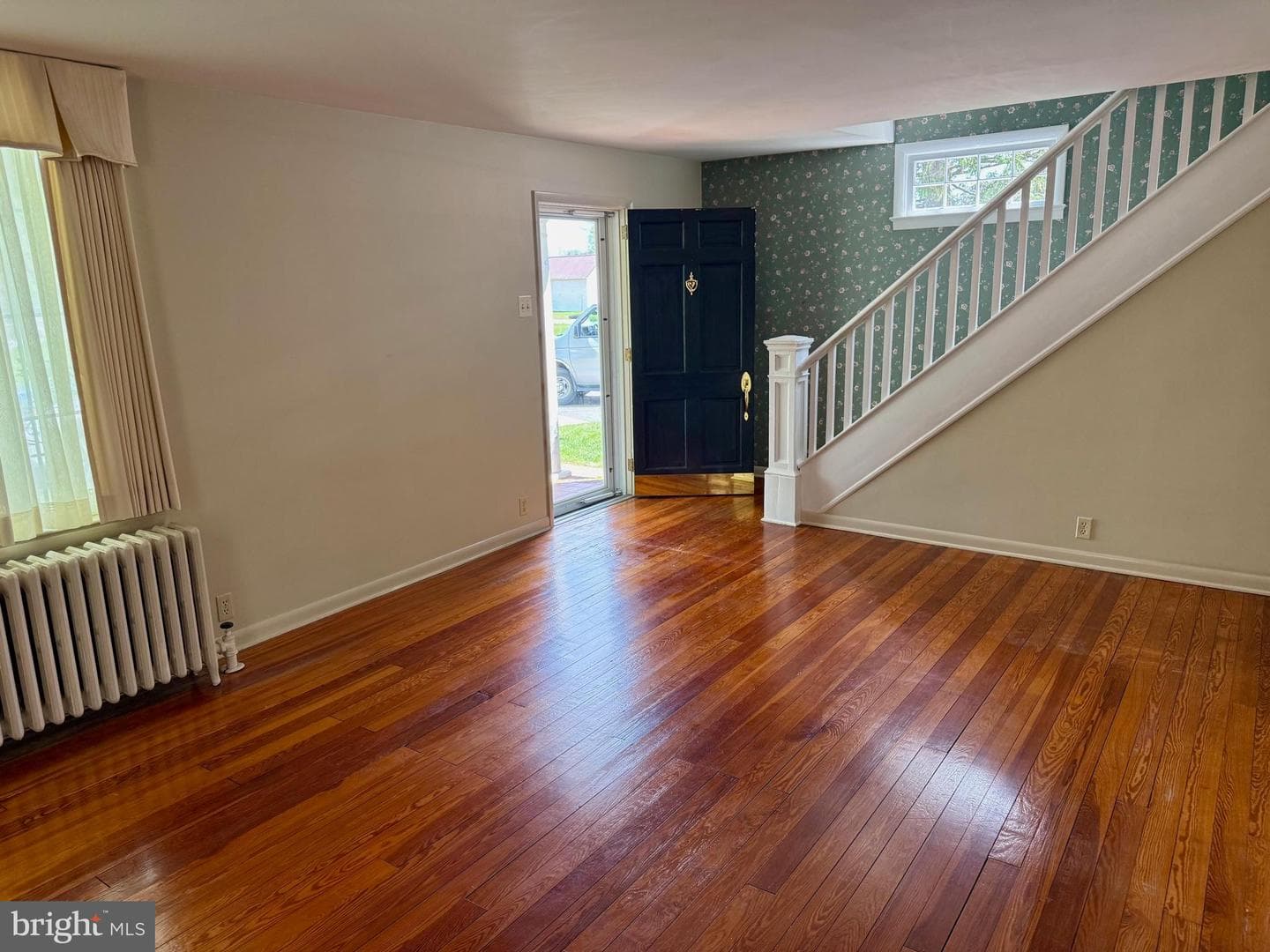 132 Faust Street photo 15