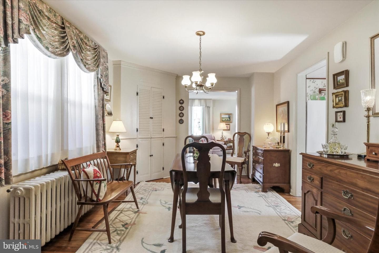 132 Faust Street photo 17
