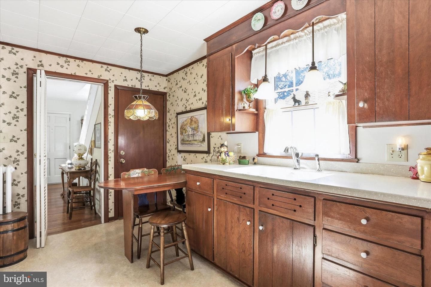 132 Faust Street photo 21
