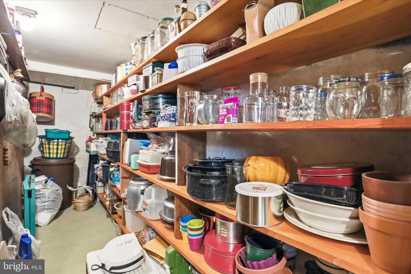 132 Faust Street photo 48