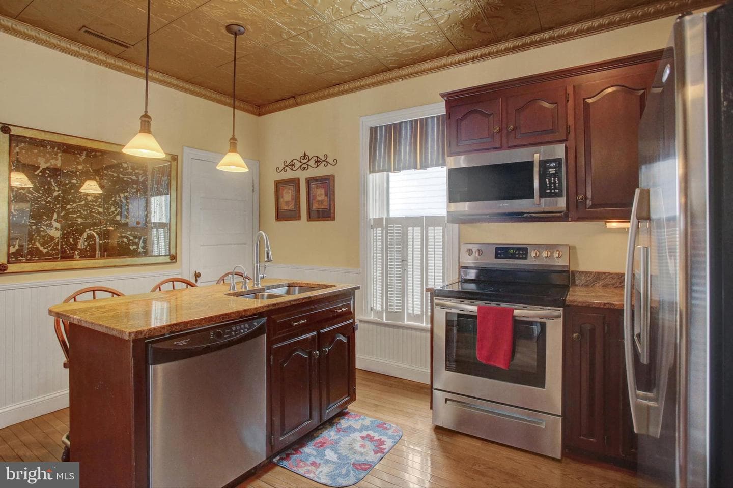 530 E Catherine Street photo 23