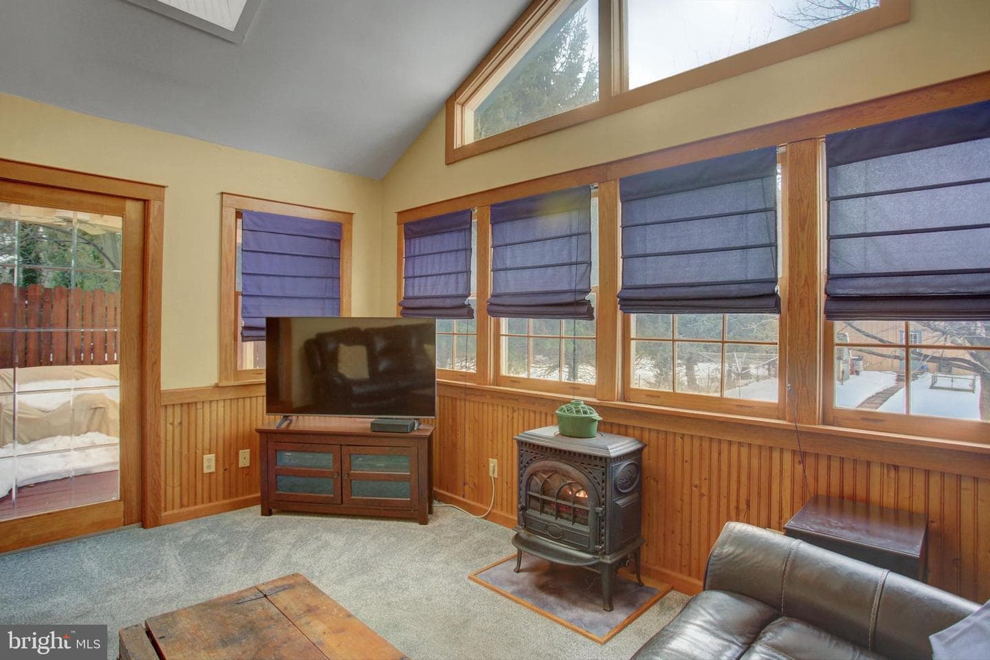 530 E Catherine Street photo 33