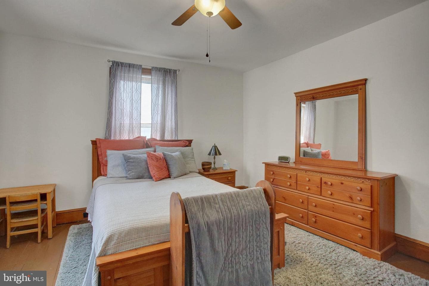530 E Catherine Street photo 41