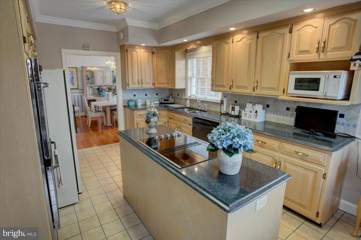 84 Monroe Drive photo 20