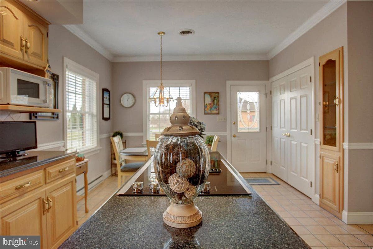 84 Monroe Drive photo 22