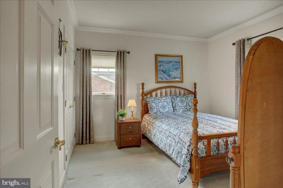 84 Monroe Drive photo 37