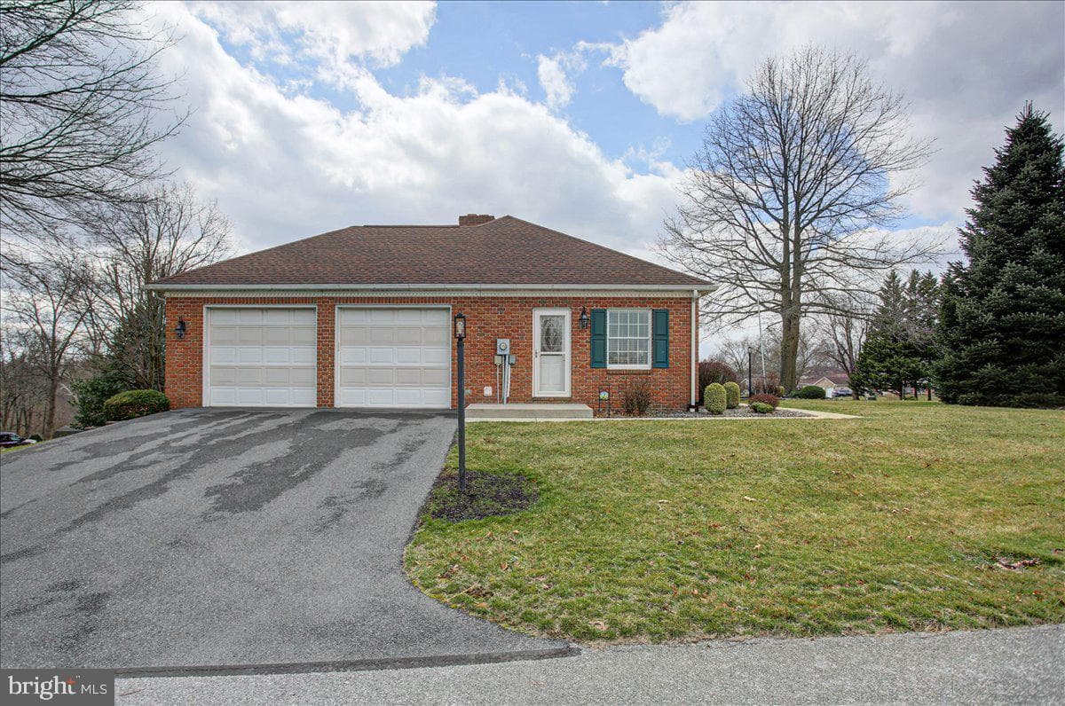 84 Monroe Drive photo 6