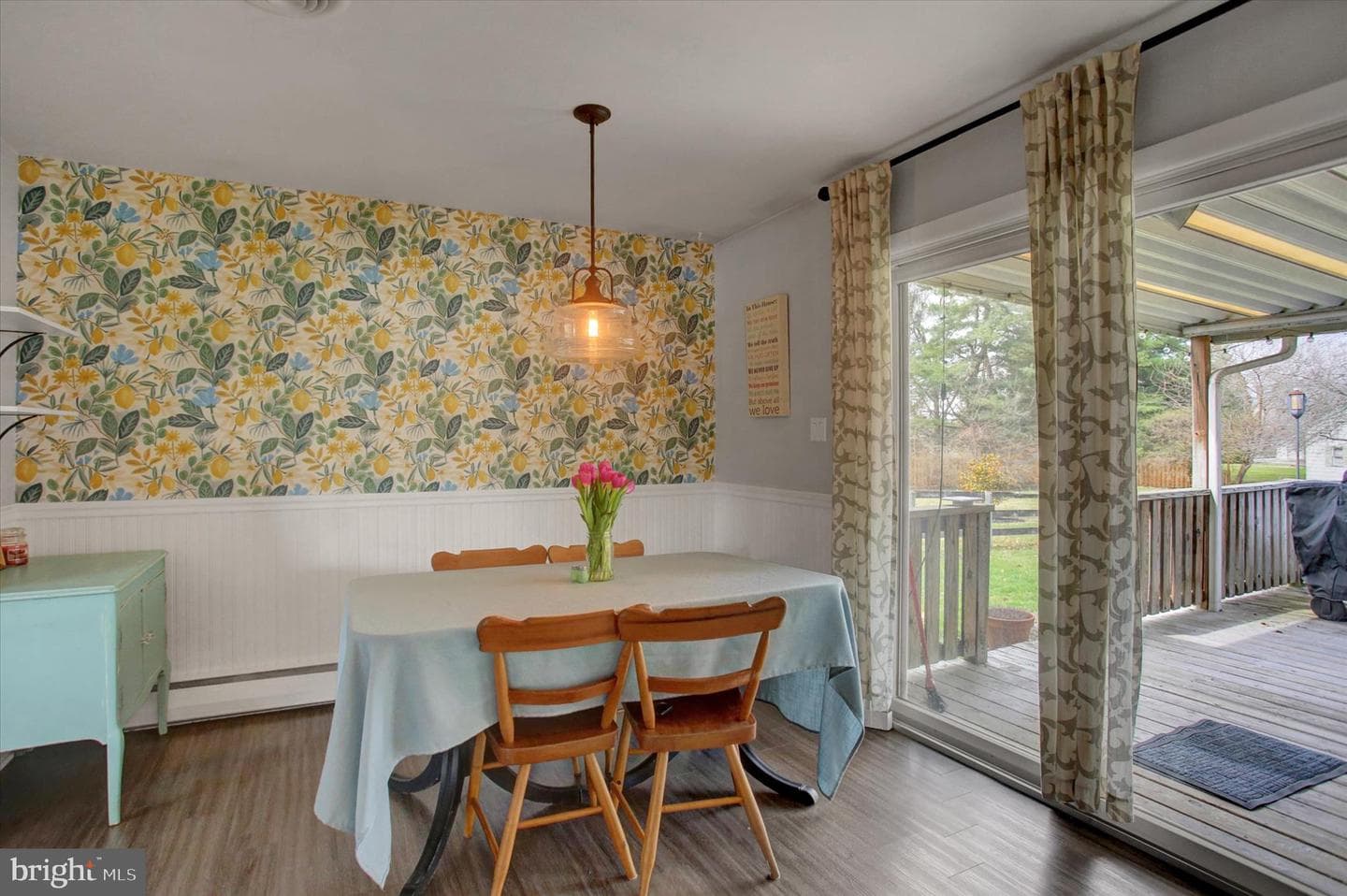 141 Apple Drive photo 8