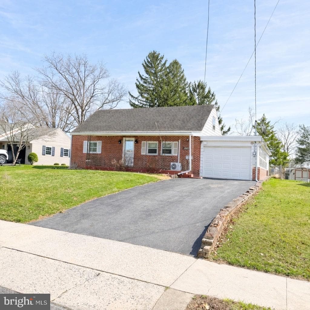 1842 Scotland Avenue, Chambersburg