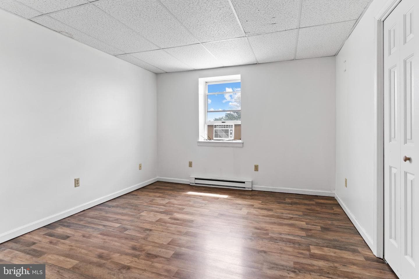 270 Second Street W photo 16