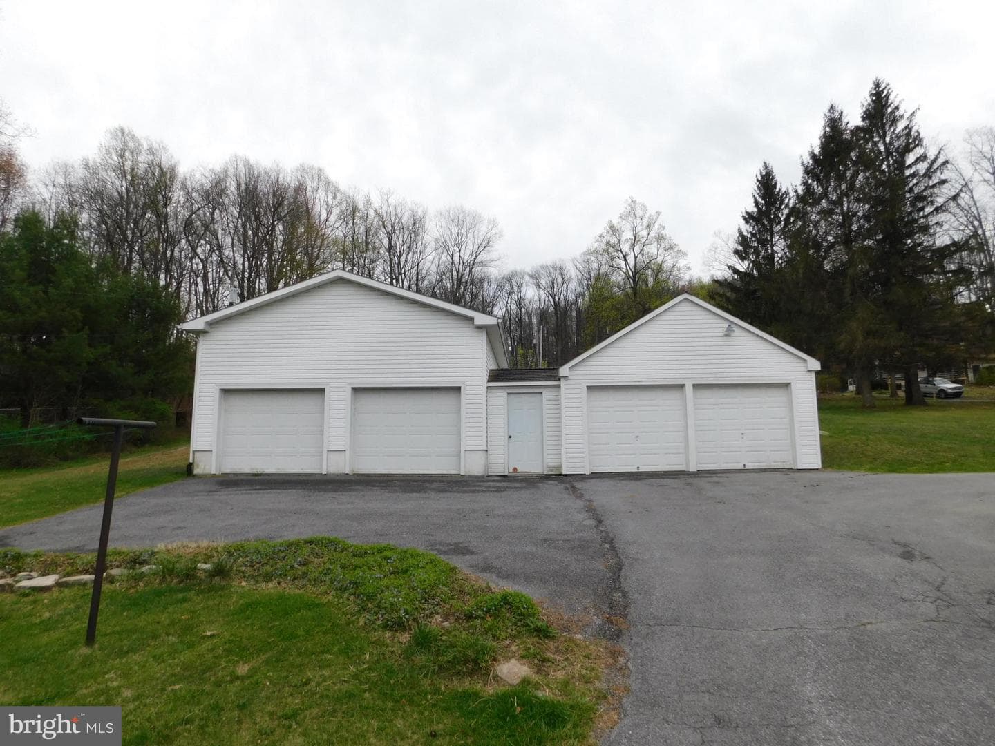 14156 Old Route 16 photo 2