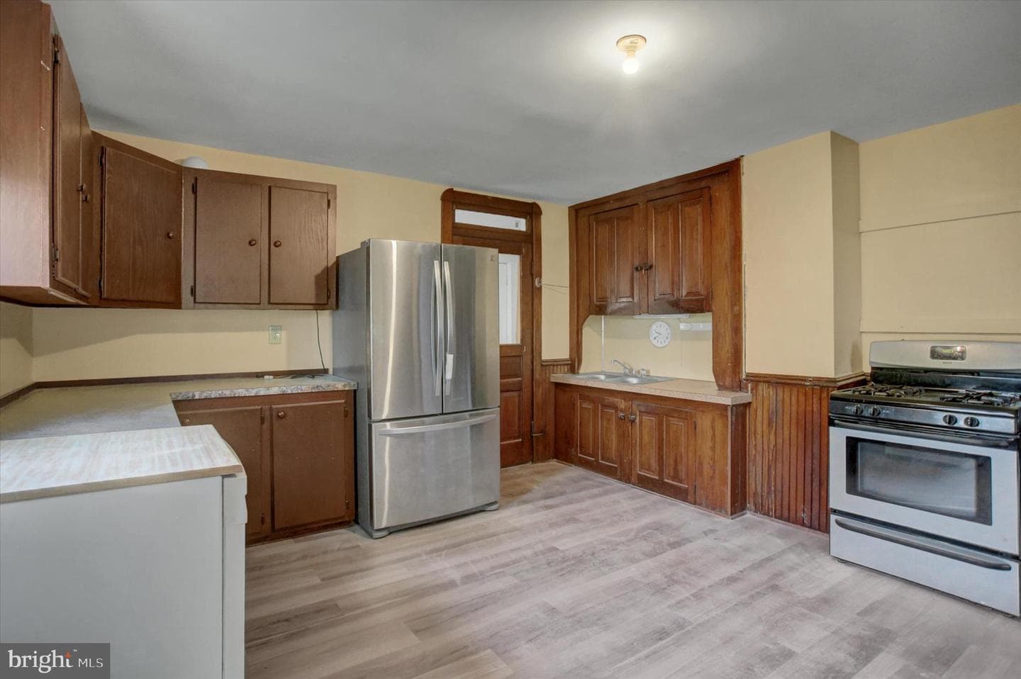 126 Faust Street photo 14