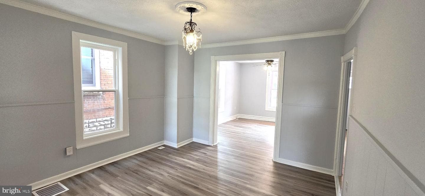 121 N Broad Street photo 12