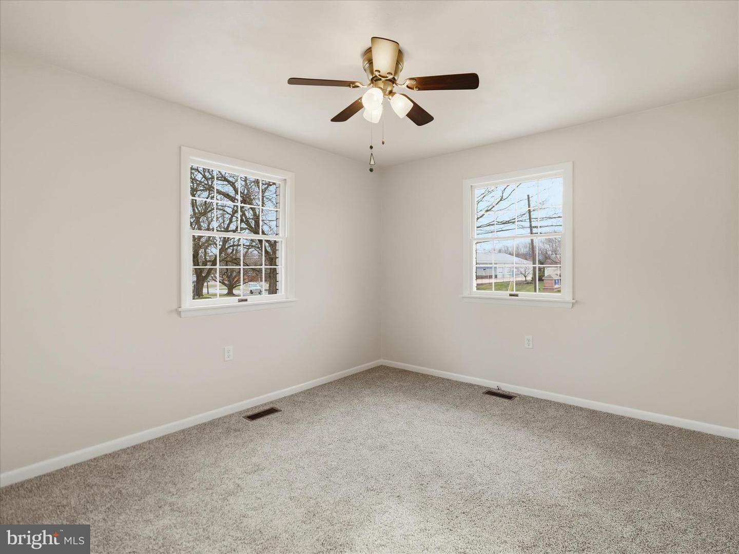 2953 Philadelphia Avenue photo 20