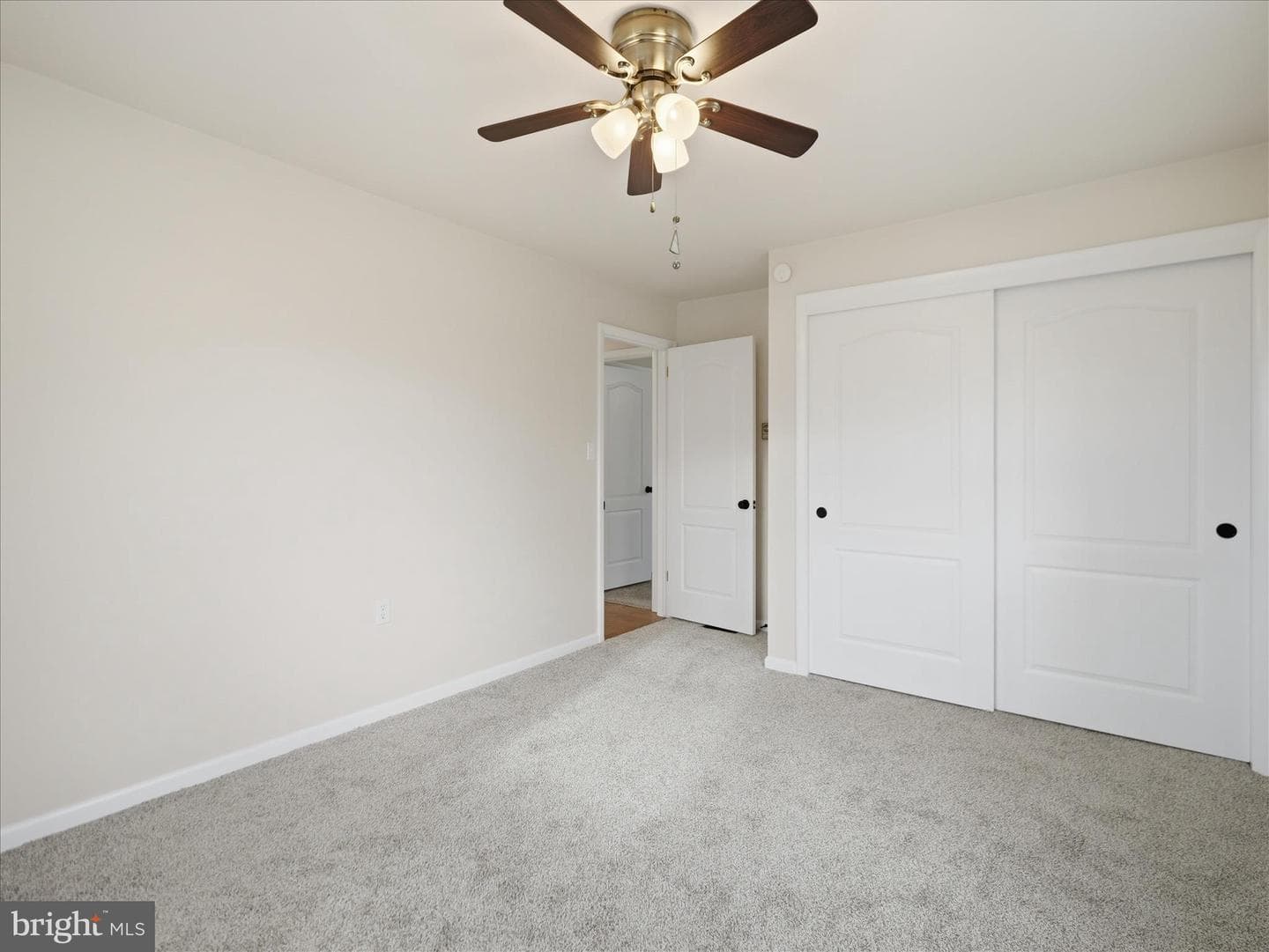 2953 Philadelphia Avenue photo 21